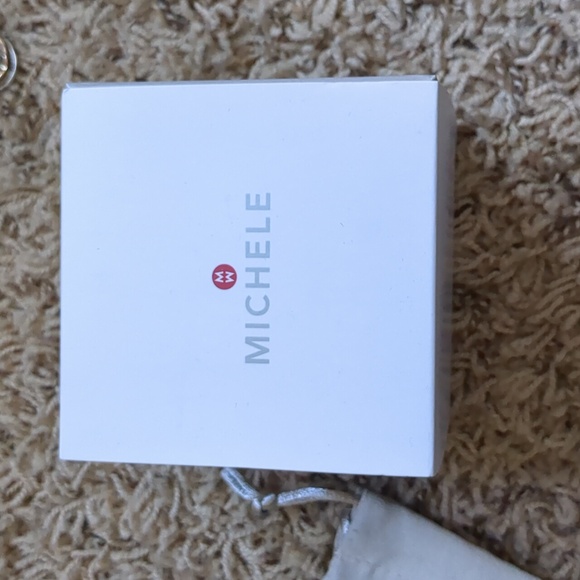 Michelle Cape Watch - Picture 7 of 7